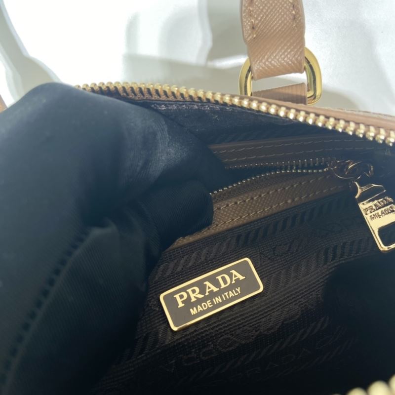 Pra*a speedy bags